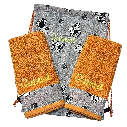 Set asilo personalizzato. Set 3 pezzi in 100% cotone. 2 asciugamani per bambini e sacca per asilo con nome ricamato (Multicolore, Babby Bulldog)