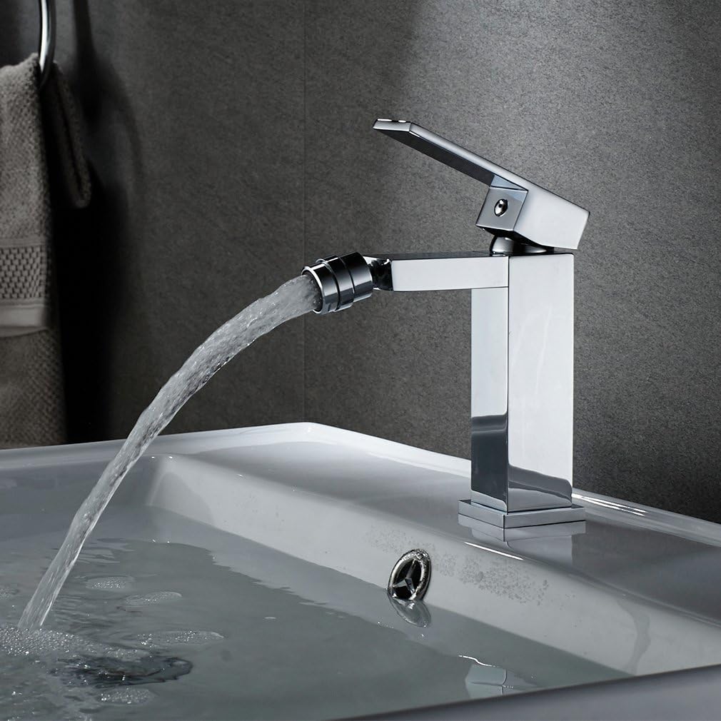 miscelatore a mano utilizzato per