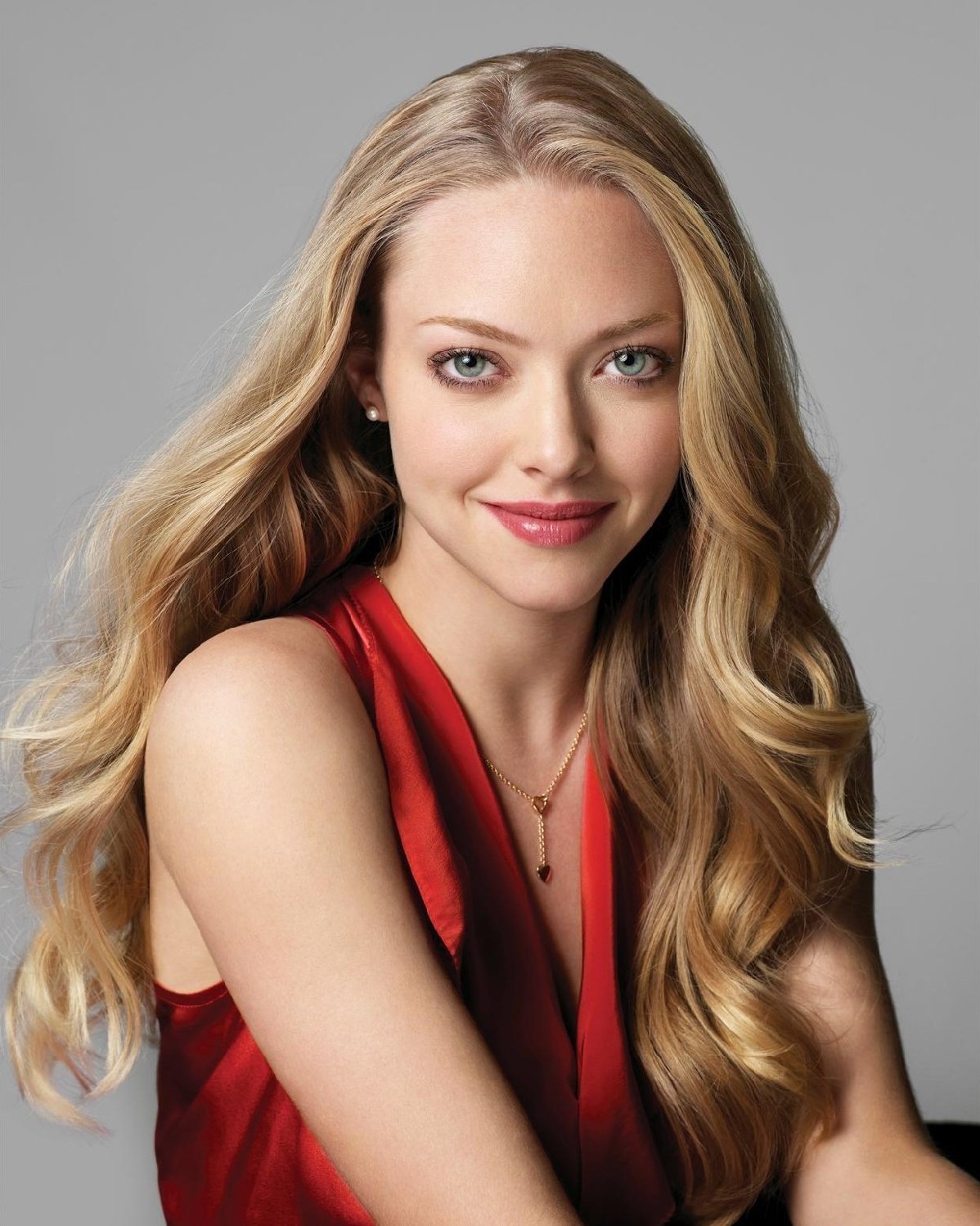 Amazon.com: fotos4you Amanda Seyfried 8 x 10 / 8x10 Glossy Photo ...