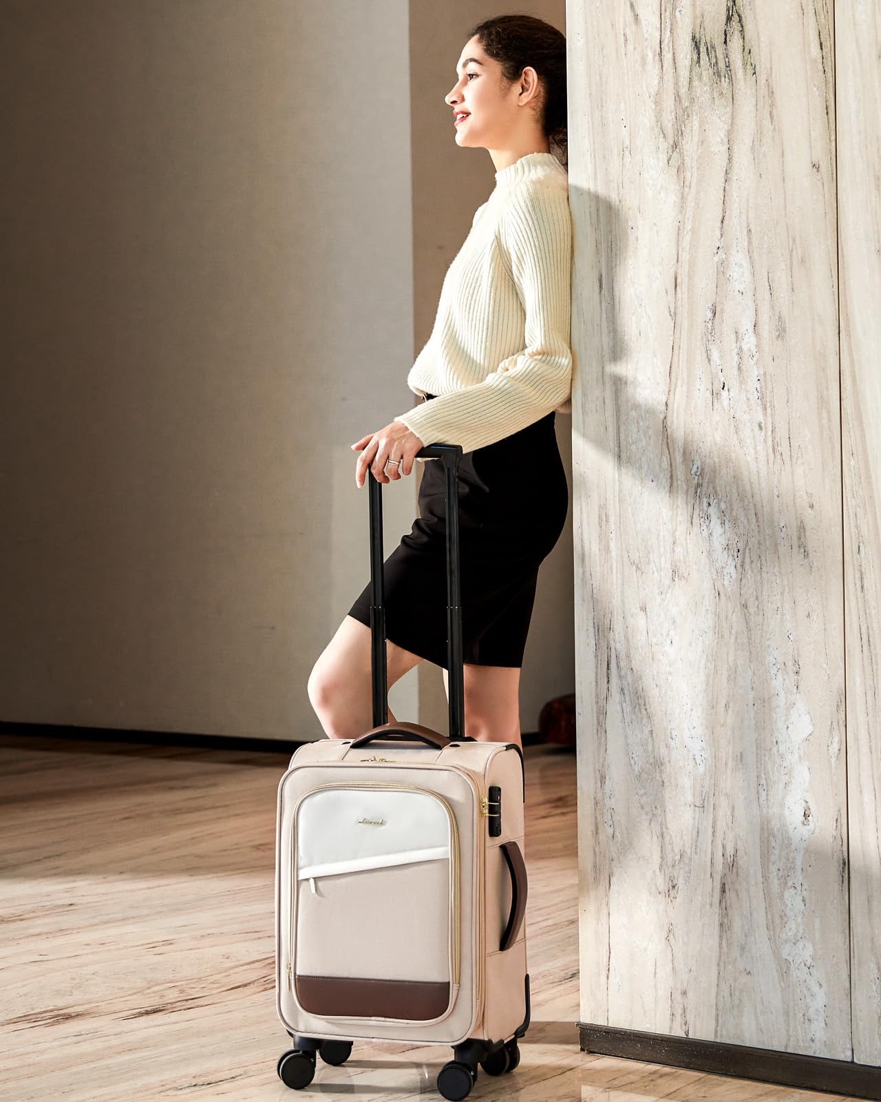 LOVEVOOK Valigia Bagaglio a Mano, Trolley Leggero Morbido Valigia da Viaggio con 4 Ruote e Lucchetto TSA, Piccola Valigia da Cabina da 55 cm con Scomparto per Laptop, 45L