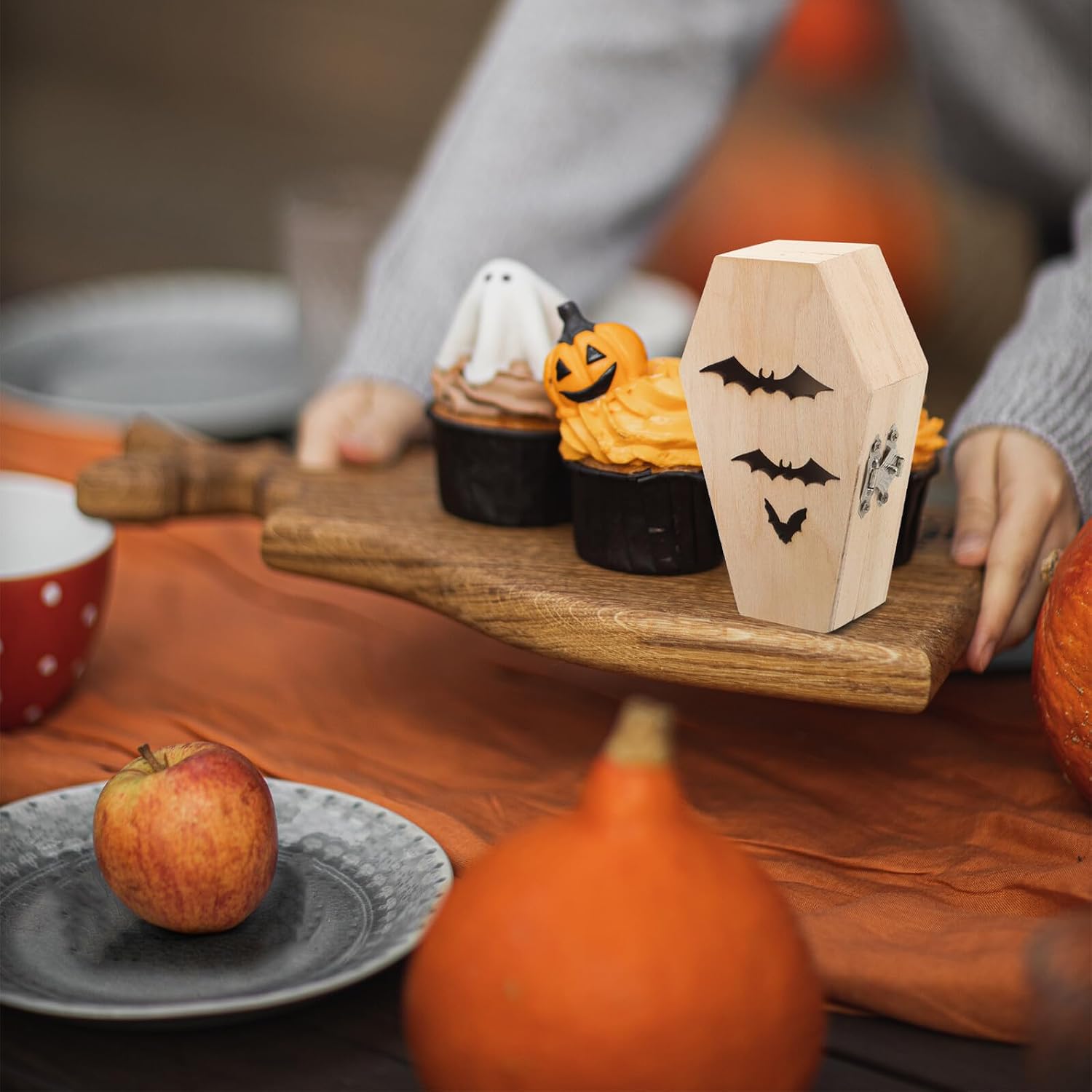 OSALADI Halloween Wooden Coffin Candy Box Small Hexagon Decorative Treat Holder with Bat Design for Party Favors and Wrapping
