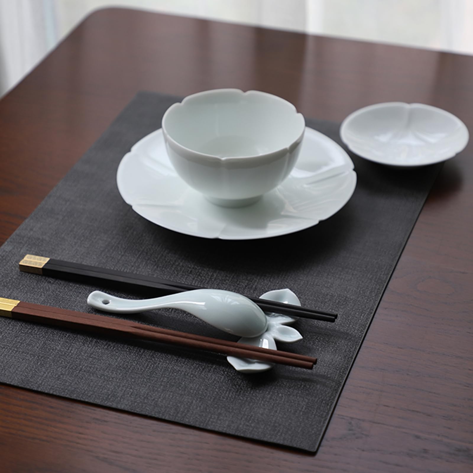 Support de baguettes en céramique pour table de restaurant, design 3D, réutilisable, résistant à l'usure, robuste, idéal pour les baguettes, fourchettes et cuillères