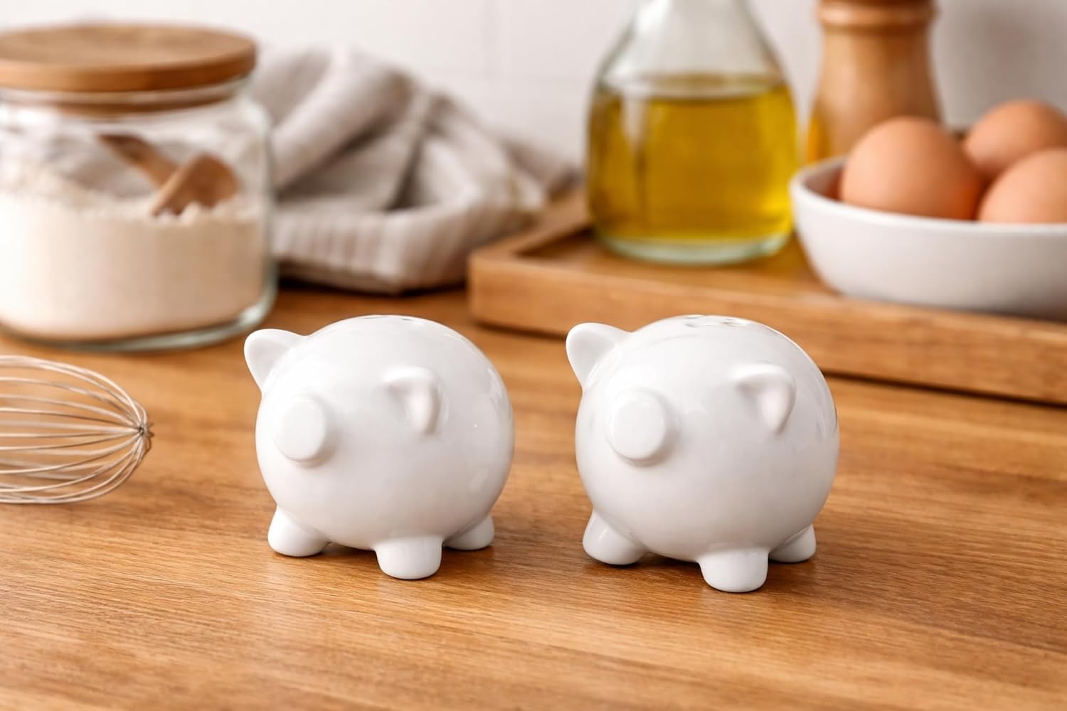 The Bridge Collection Farmhouse Pig Salt And Pepper Shakers – White Pig Kitchen Decor With Simple Rustic Charm – Country Dining Table Accent