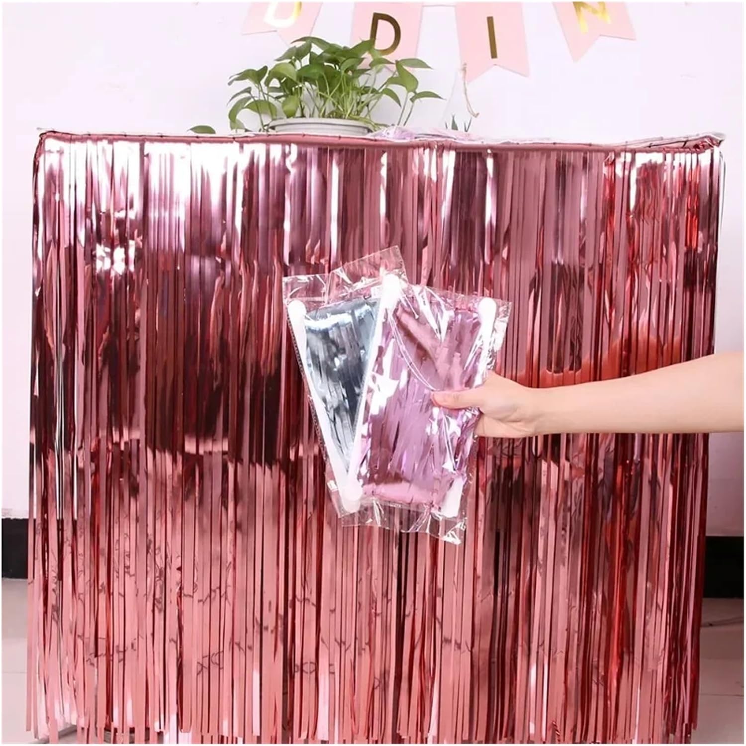 Party Table Skirt， Table Skirt Wedding Decoration Table Decoration for Home Birthday Party Decor Metal Rain Tinsel Table Skirt for Wedding, Birthday, Party, Bar, Prom(Lgiht Blue)