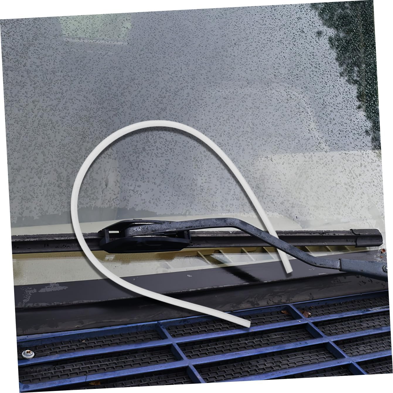 Ciieeo 2pcs Silicone Windscreen Wiper Inserts Car Wiper Tape Replacement Frameless Design