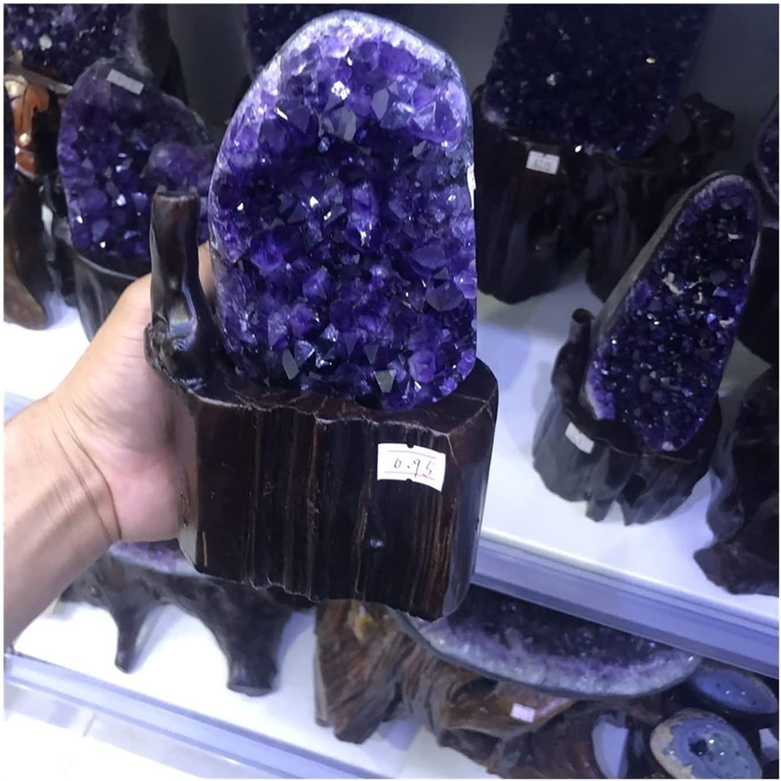Améthyste d'Uruguay : Cavité de Quartz Naturel de Qualité Supérieure