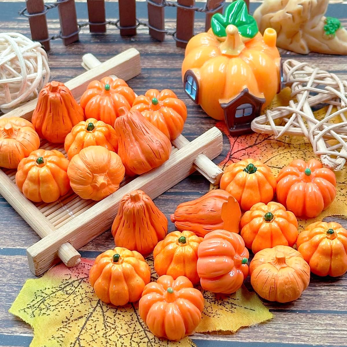 40Pcs Mini Resin Pumpkins,Small Miniature Pumpkins Figurines for DIY Crafts