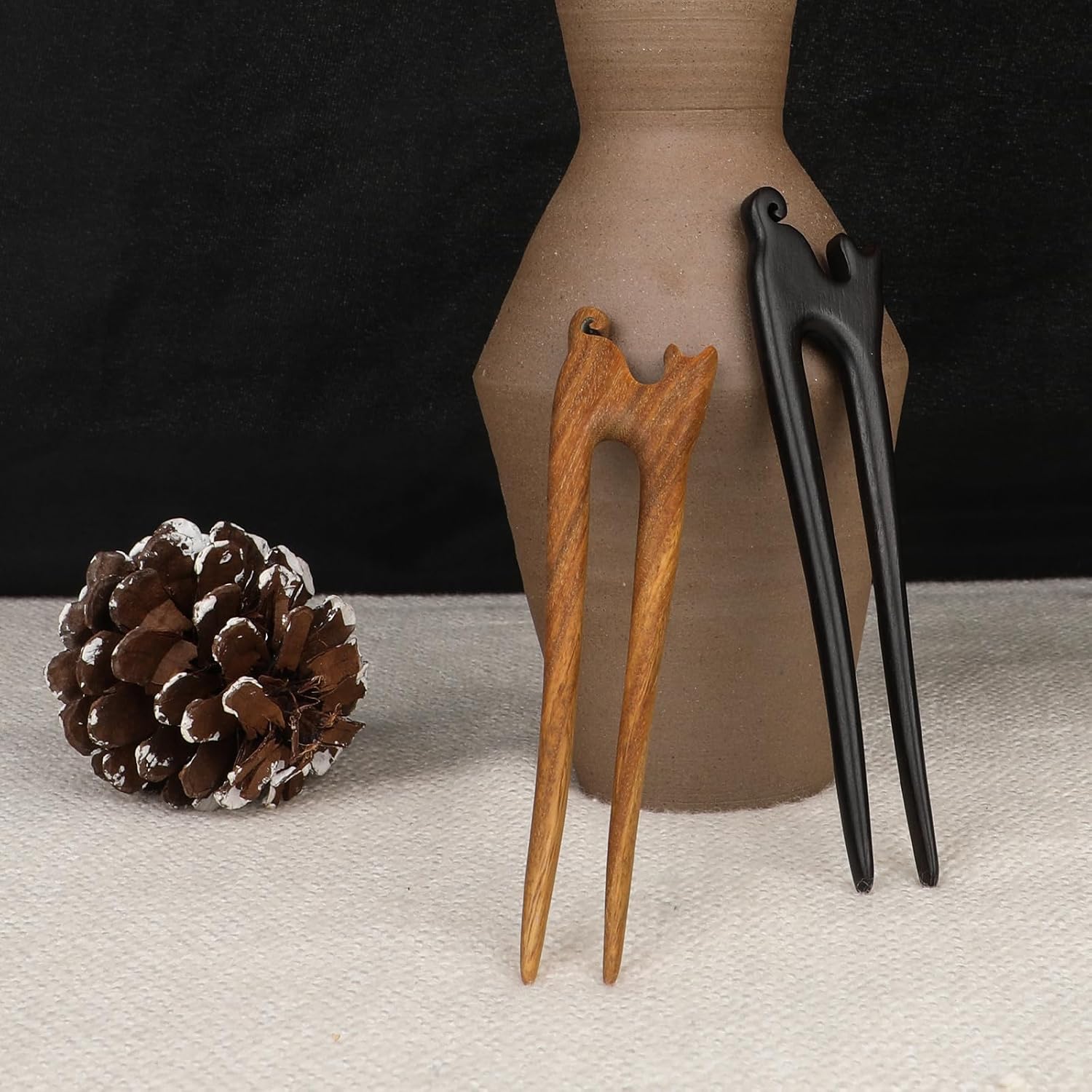 2Pcs U Shape Wooden Hair Sticks Handmade Carved Wood French Hair Forks with Cute Cat Design 2-Prong Vintage Wood Hair Pins for Women Girls Chignon Bun Updo Hairstyle Accessories