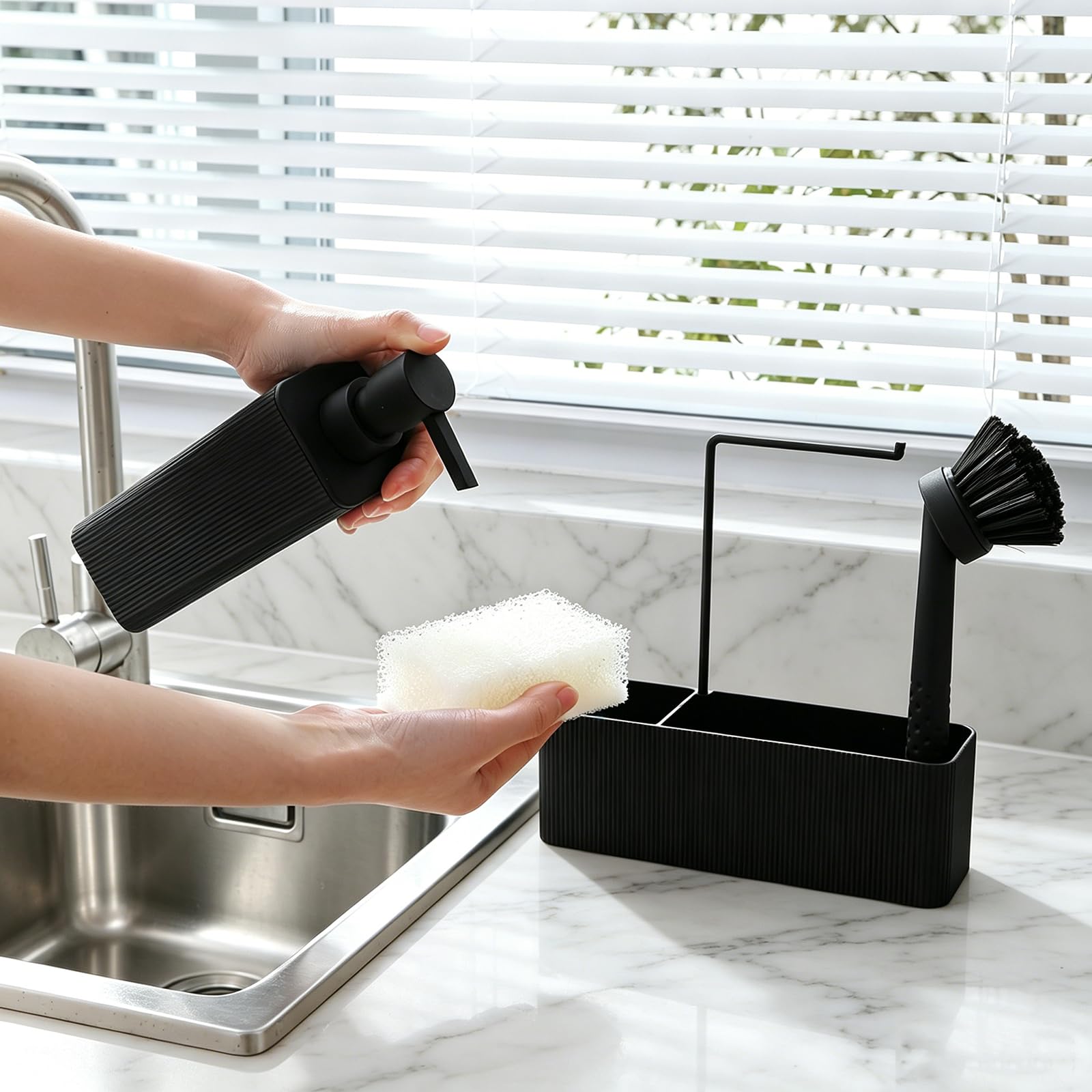 Dispenser Sapone Cucina con Porta Spugna e Spazzola, Dispenser Detersivo Piatti Nero, 4 in 1 Organizer Lavello Cucina (Nero)