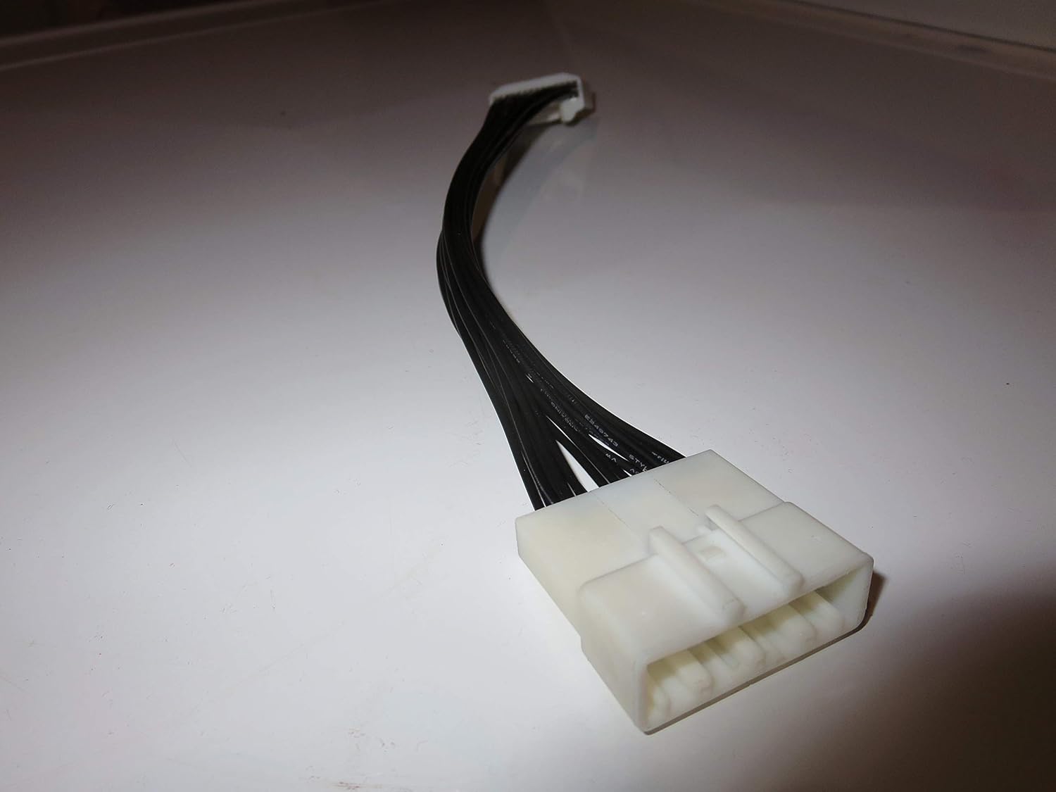28-pin Head Unit Wiring Harness Adapter Fits Subaru and Toyota