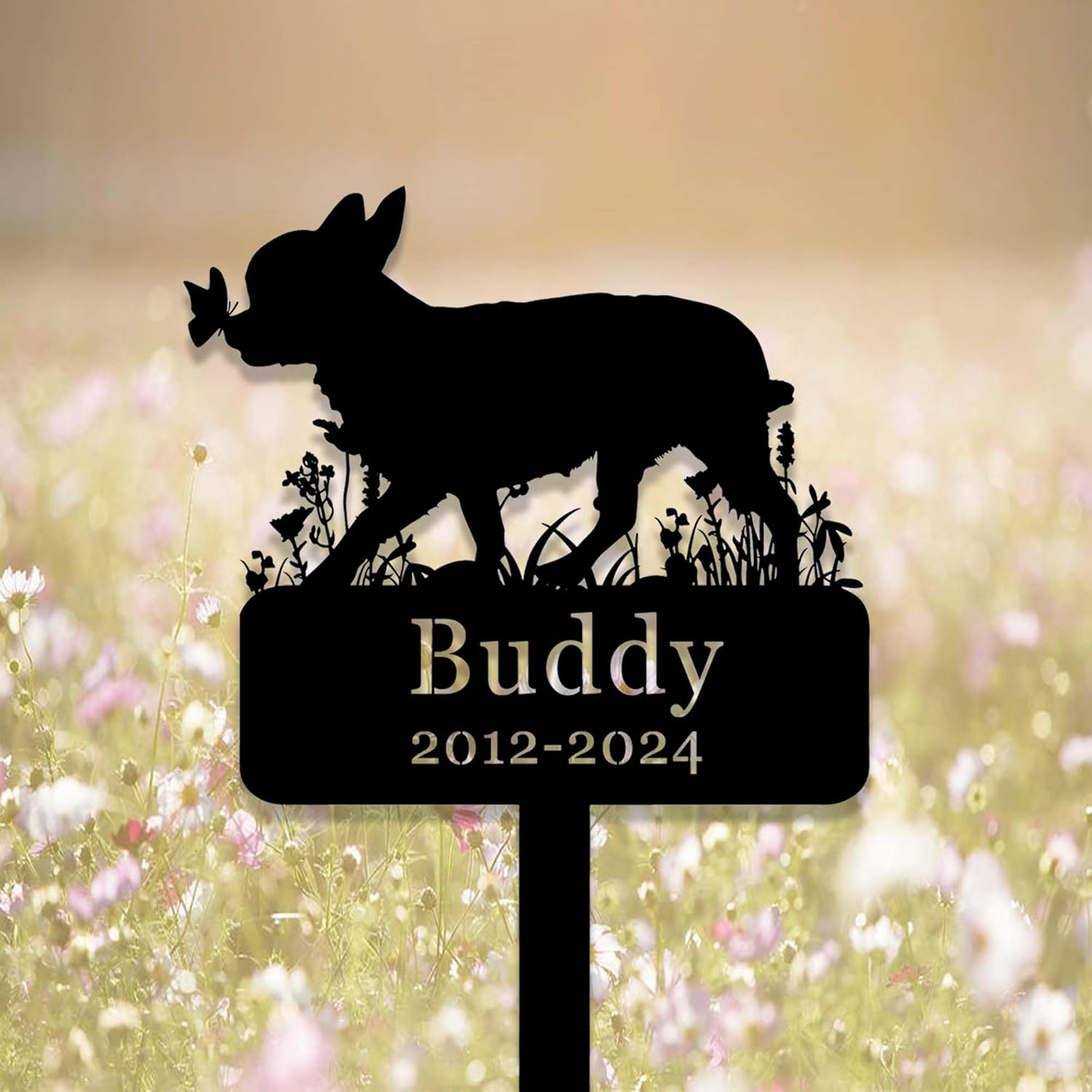 Custom Chihuahua Memorial Stake Sign with Flowers Metal Chihuahua Dog Grave Marker Garden Decor Personalized Dog Name Yard Remembrance Stake Pet in Heaven Loss of Dog Sympathy Gift