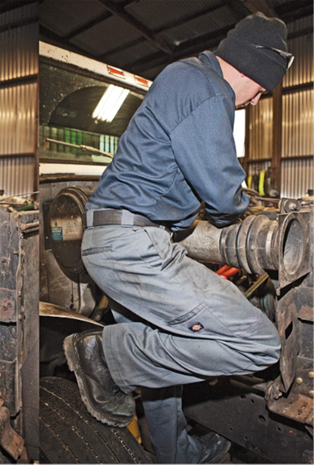 Dickies Men's Loose Fit Double Knee Work Pant: Clothing, Shoes & Jewelry