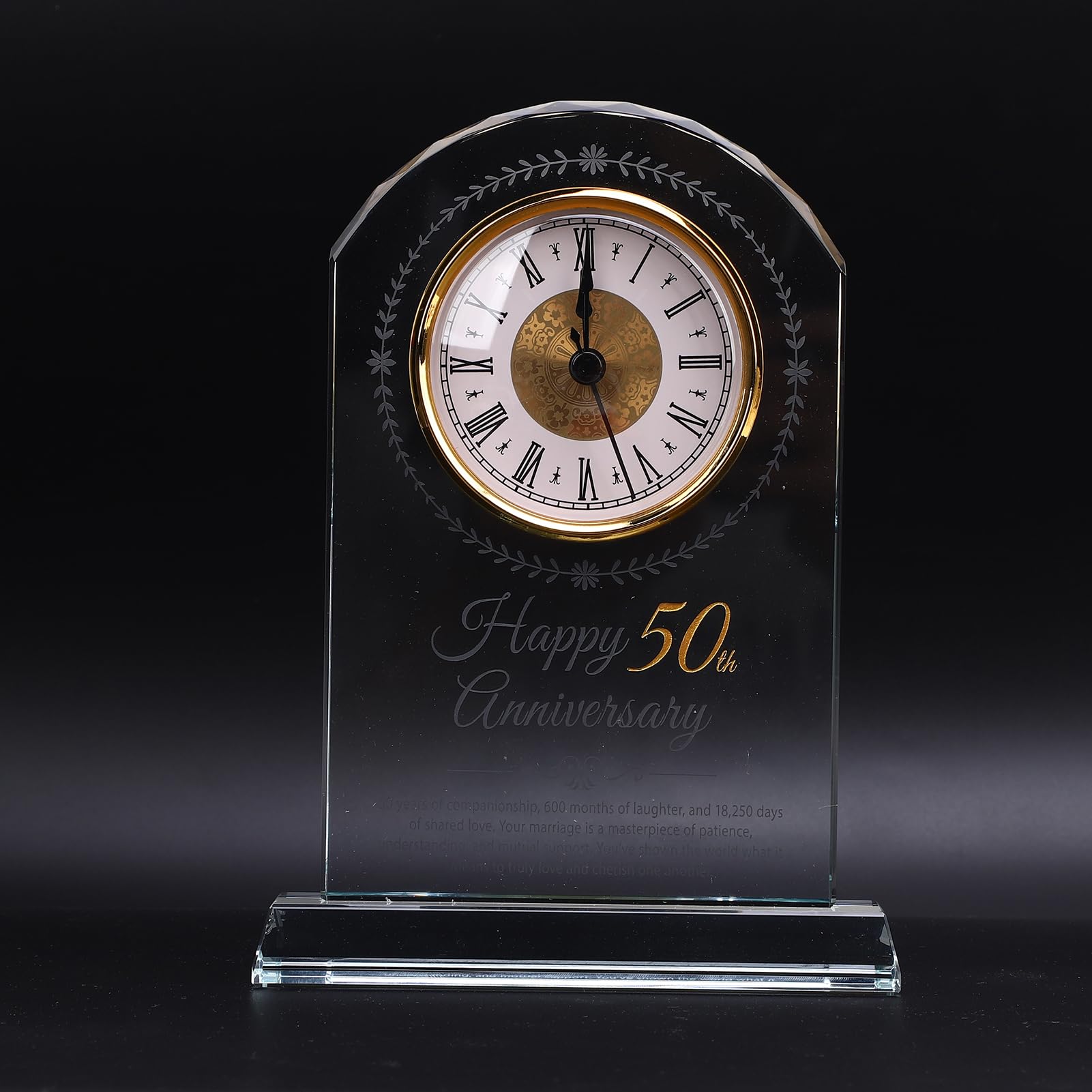 Reloj de mesa de cuarzo elegante con grabado 3D moderno, ideal como personalizado para aniversario, boda o cumpleaños, diseño sofisticado para escritorio, oficina o dormitorio