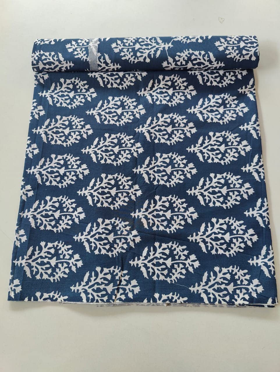 Fashionmart Floral Printed Cotton Print Fabric Cloth Block Print Floral Print Fabric Running Jaipuri Hand Block Printed Women Dress Material Kurtis Natural 44" Inches Width 2.5 Meter (Pattern 18) 2