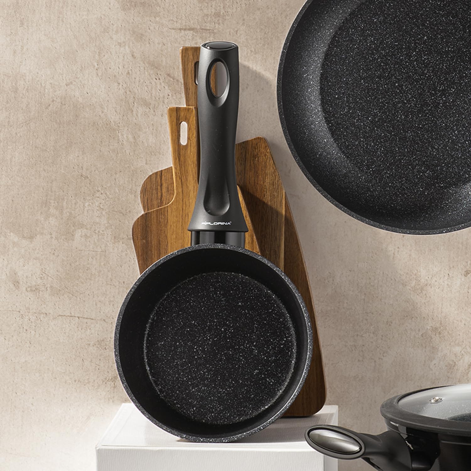 FLORINA Aluminium Saucepan (1.7 l) 18 cm I Kasserol MAGNUM I Non-stick