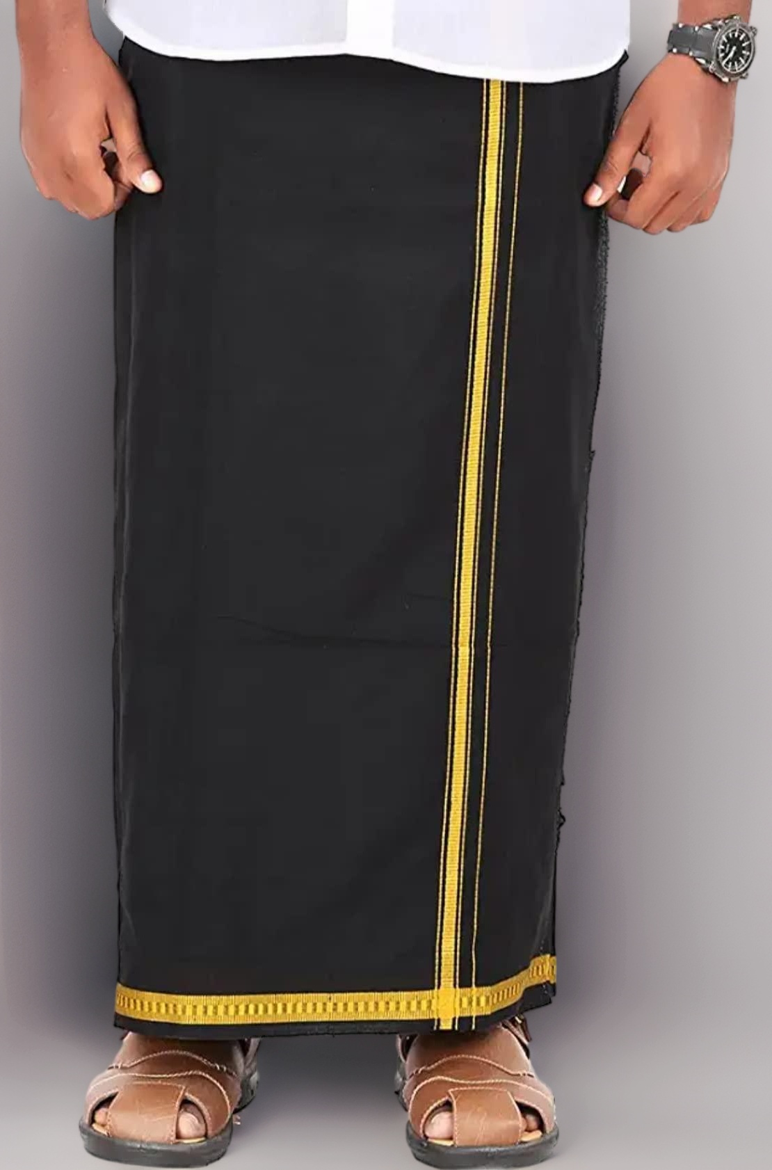 KAKUMANU Men's Pure Cotton Lungi (2 Meters) Casual Daily Ware Black Lungi Free Size Thin Gold Border