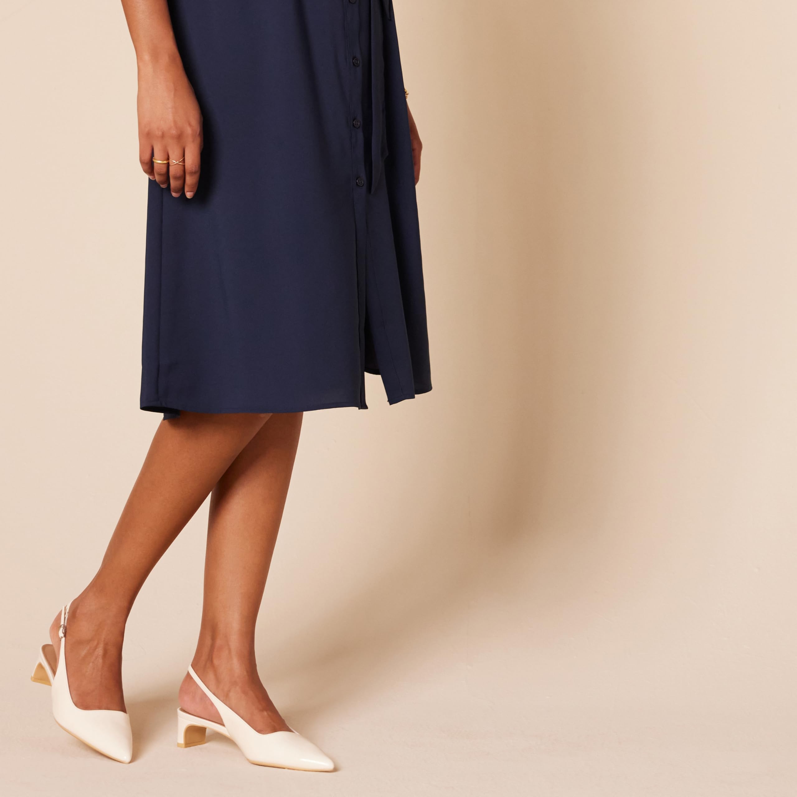 Amazon Essentials Kobiety Obcas blokowy typu slingback