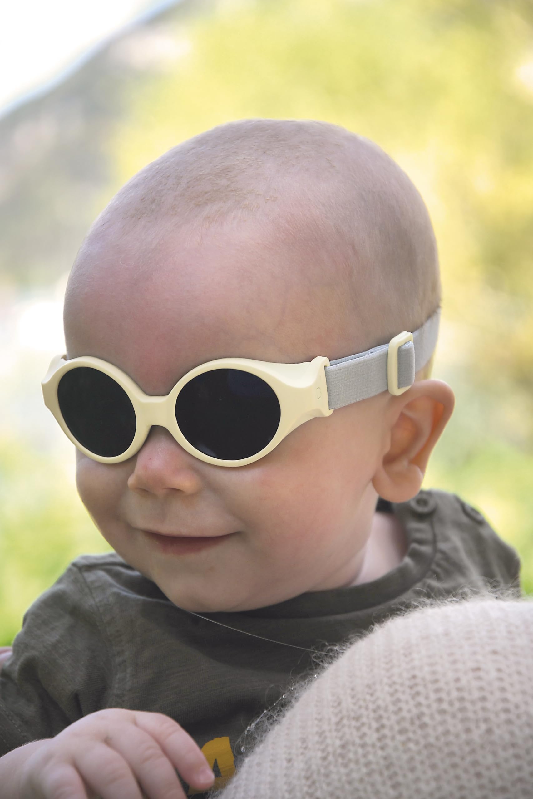 Béaba, Lunettes de soleil pour bébé 0-9 mois, Protection 100% UV - CAT 4, Protection Latérale, Confort Optimal, Bandeau élastique ajustable, Collection Glee, Citronnade