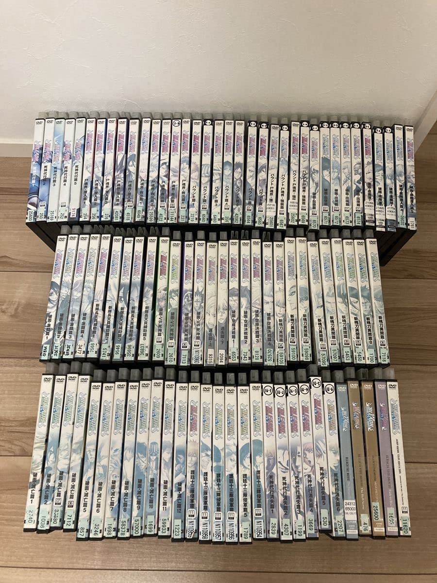 Amazon.co.jp: BLEACH ブリーチ 全88巻 + 劇場版等 全5巻 計93巻セット 