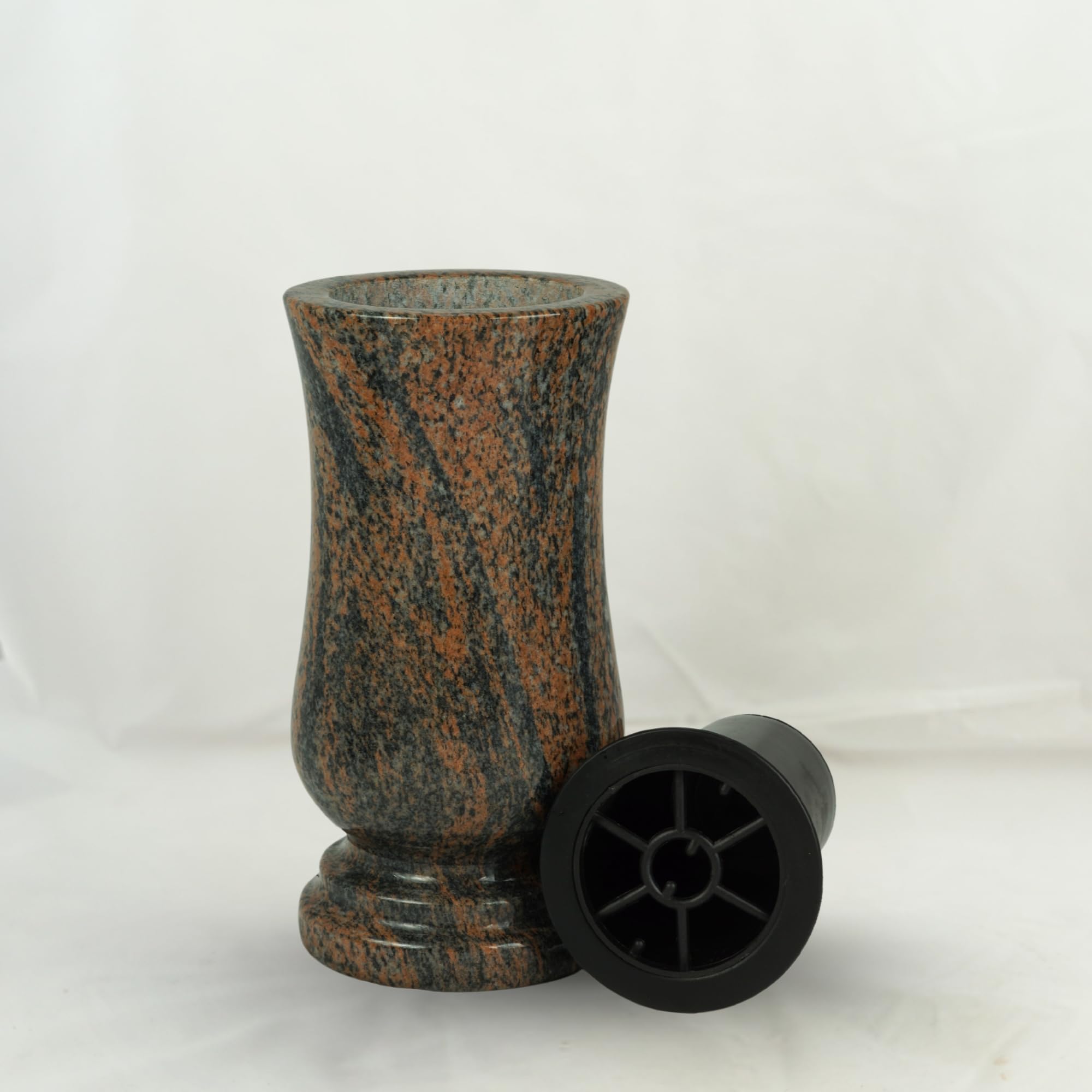 Vase funéraire XL granit Gneis Halmstad Taille-Exclusiv designgrab pour tombe