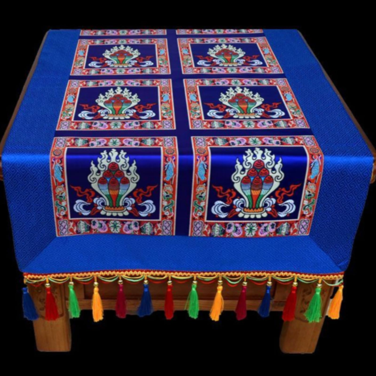 Nappe de style ethnique tibétain 115 cm pour valoriser un autel vide