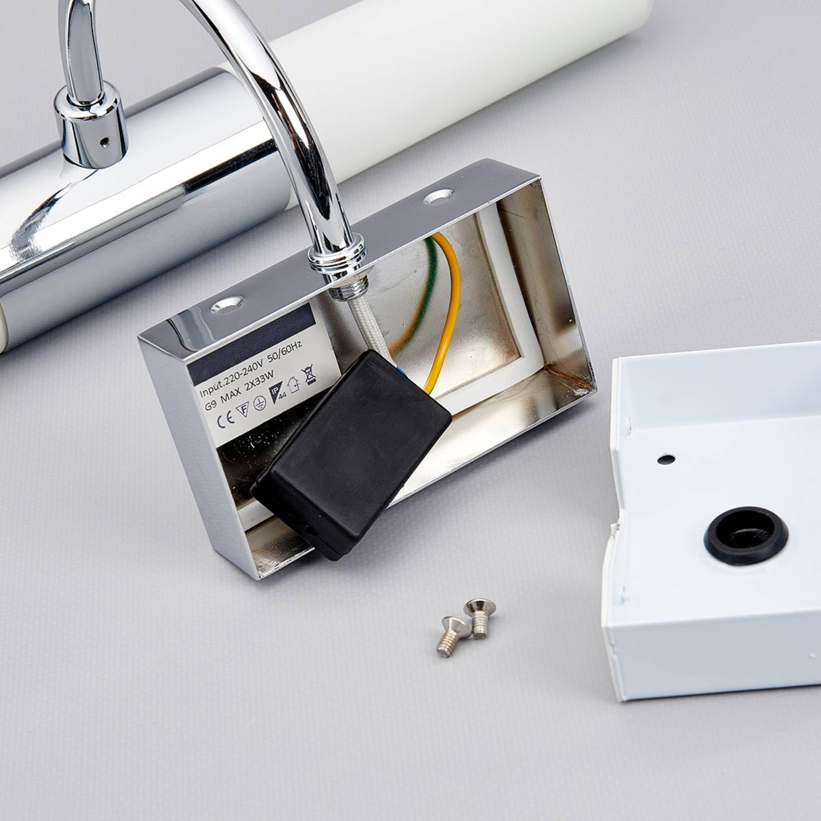 Lindby Lámpara de pared Devran (Moderno) en Plateado hecho Metal e.o. para Cuarto baño (2 llamas, G9) lámparas aplique