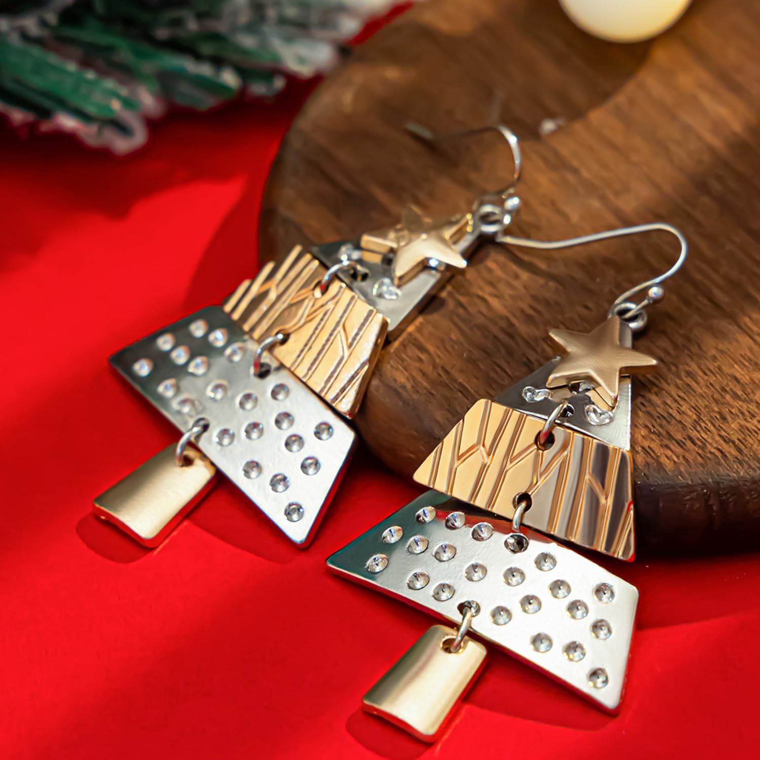 Christmas Earrings for Women Metal Star Christmas Tree Long Earrings Layered Christmas Tree Drop Dangle Earrings Xmas Tree Earrings Jewelry for Festival New Year Party - Image 4