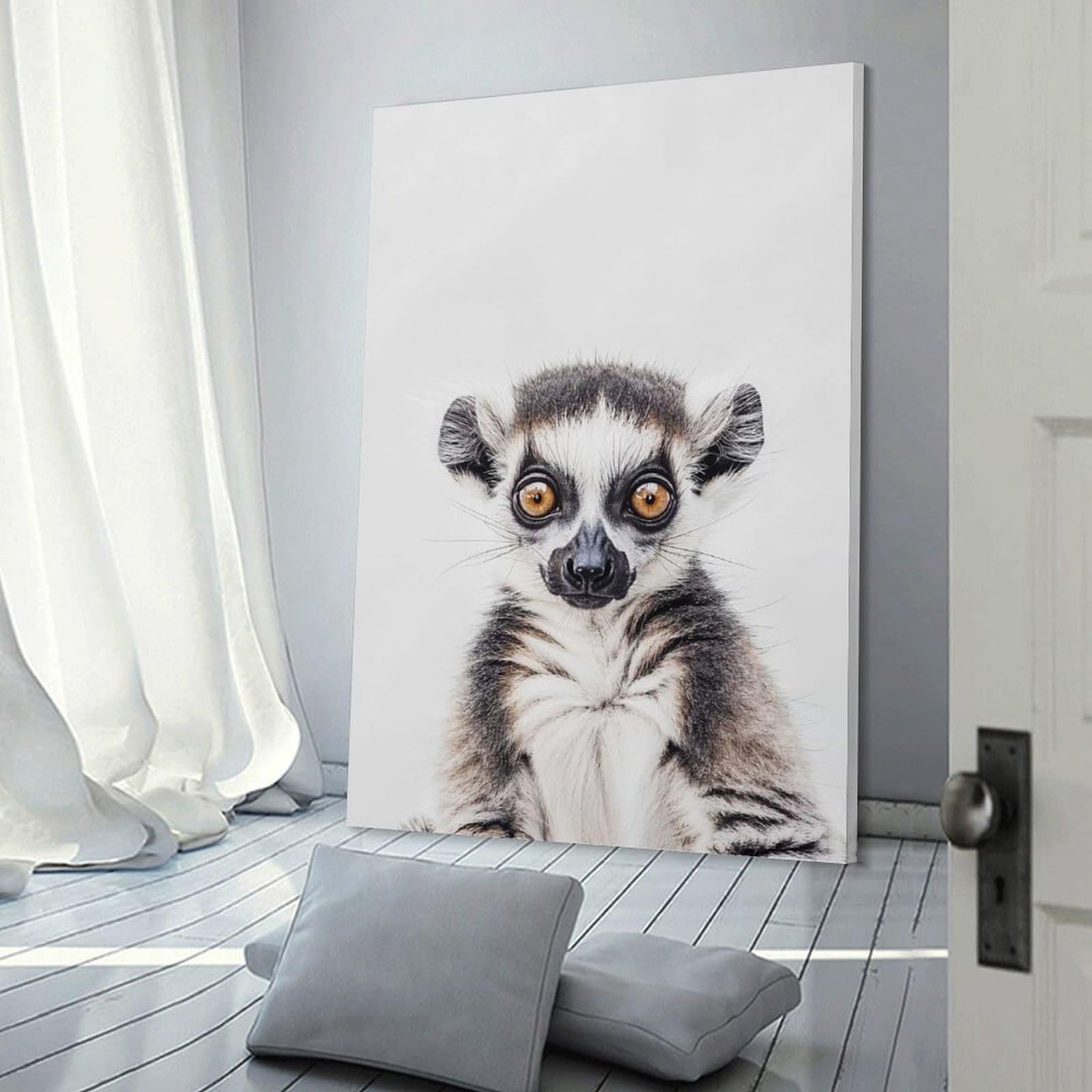 Junmoney Cute Baby Lemur Canvas Art Print 24x36inch(60x90cm), for Work Areas, Reading Rooms Or Studios, Canvas Wall Decor for Creative Rooms