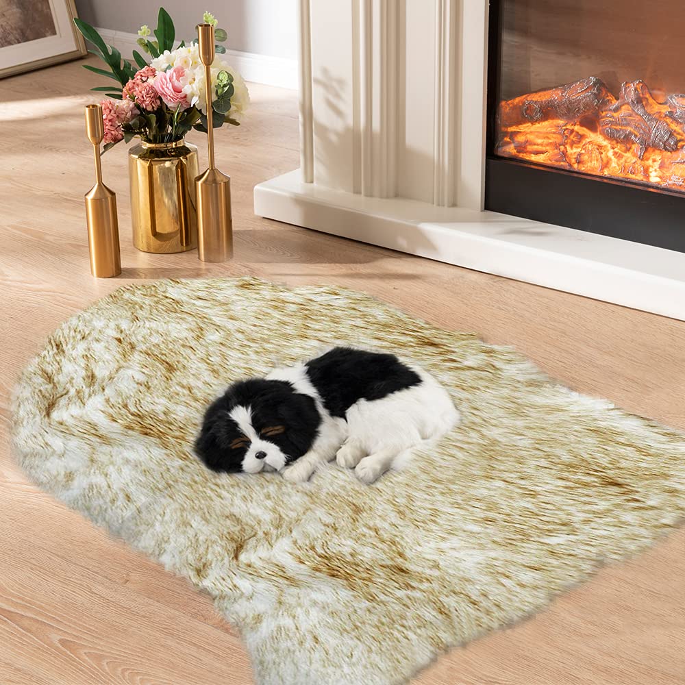 AsrugFaux Fur Dog Rug Plush and Fluffy Dog Mat Ultra Cozy Pet Throw Rug for Dogs Cats, Luxury Soft Faux Sheepskin Cover Seat Pad Shag Fur Area Rugs for Bedroom, 24 by 36 inches (Brown&White)