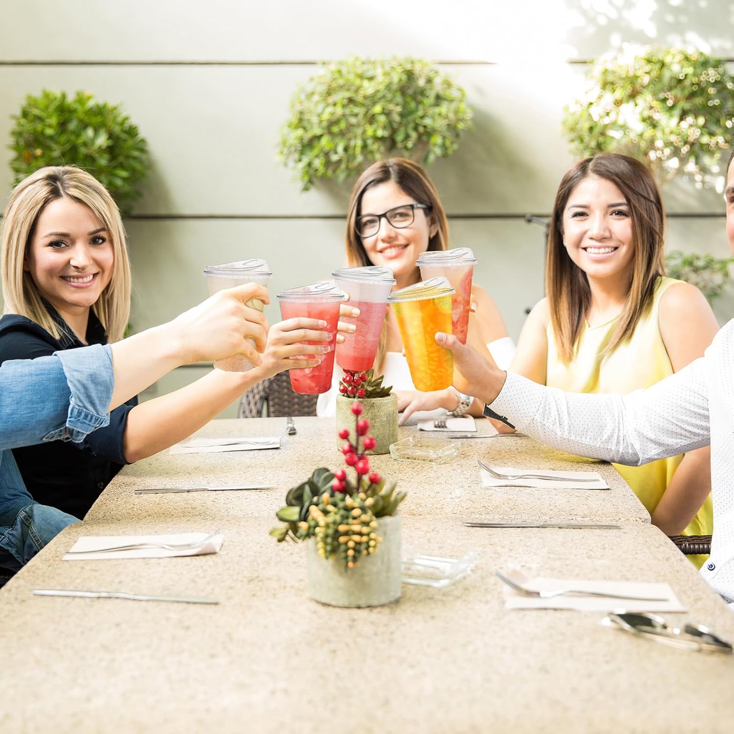 50 Sets 20 oz Plastic Cups with Strawless Sip Lids, Disposable Iced Coffee Cups with Lids, Clear Plastic Cups with Lid for Cold Beverage, Smoothies, Juices - Image 7