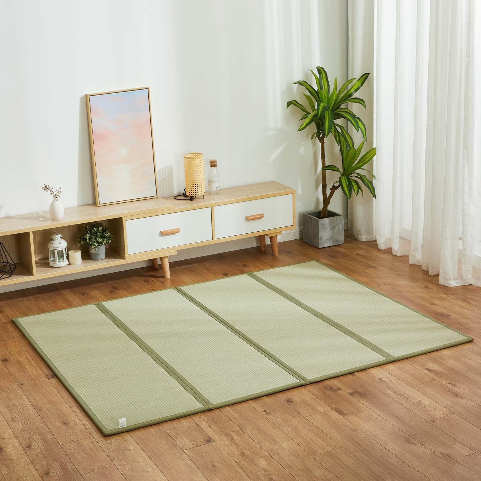 Twin Japanese Tatami Mats, Folds in Four 79"x39"x0.6", 100% Rush Grass Tatami Mat, Bedroom Non-Slip Tatami Floor Mat, Game Mat and Yoga Mat(Twin, Folds in Four)