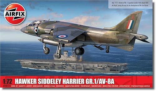 Airfix Model Airplane Kit Gift Set - A04057A Hawker Siddeley Harrier GR.1AV-8A, Plastic Plane Model Kits for Adults & Kids 14+, Skill Level 2, 172