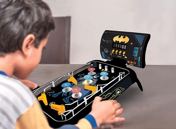 Lexibook, Batman, Flipper elettronico da Tavolo, Suoni Divertenti ed Effetti Luminosi, 5 Ostacoli, Funziona con 3 batterie LR14, Nero/Giallo, JG610BAT - 5