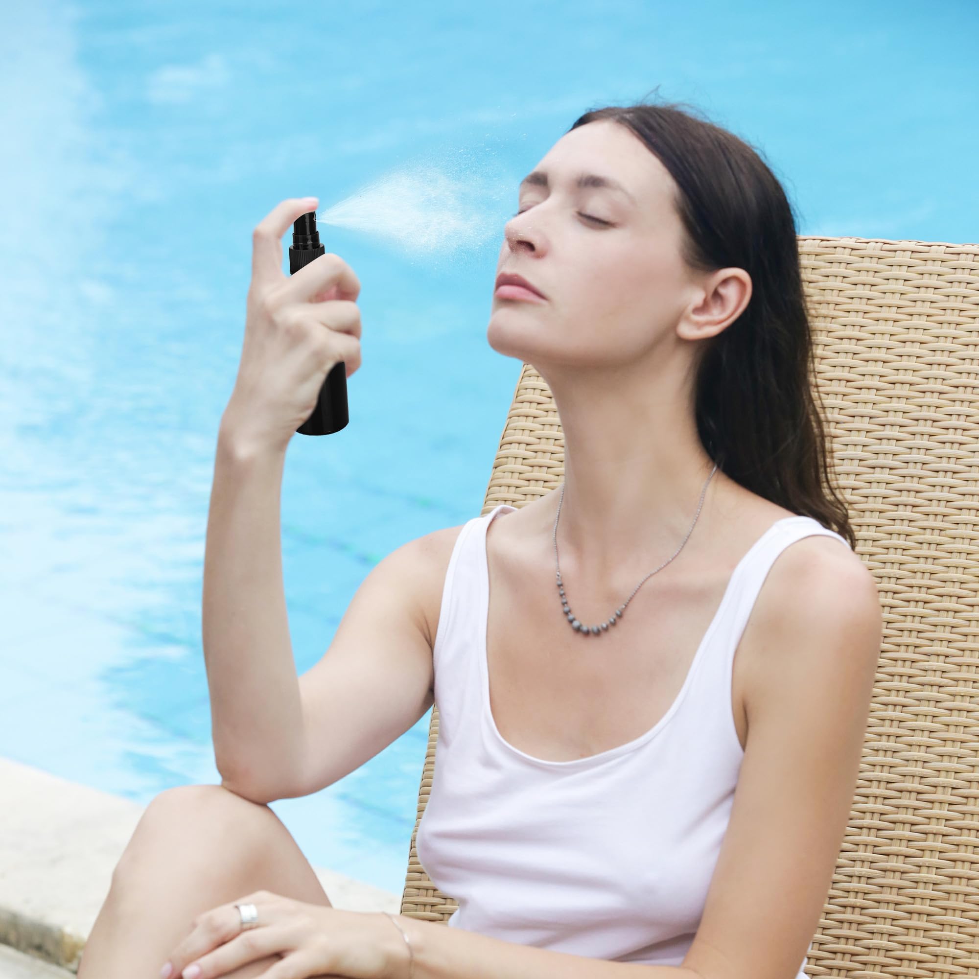 30 botellas pequeñas vacías de 100 ml, botellas de spray de niebla fina negra, botellas de spray de viaje para cabello, perfume, agua, cosméticos, con embudos y etiquetas