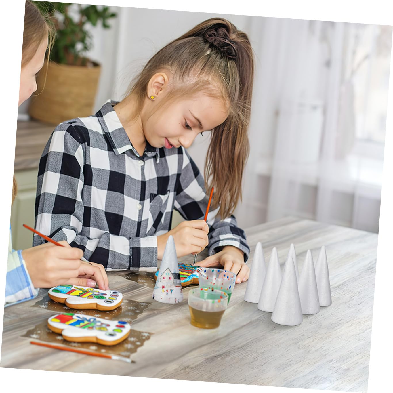 BESPORTBLE 12 Coni di Schiuma Bianca per Lavoretti Creativi, Decorazioni Fai da Te per Bambini, Centrotavola per L'Albero di Natale, Accessori per La Decorazione della Casa