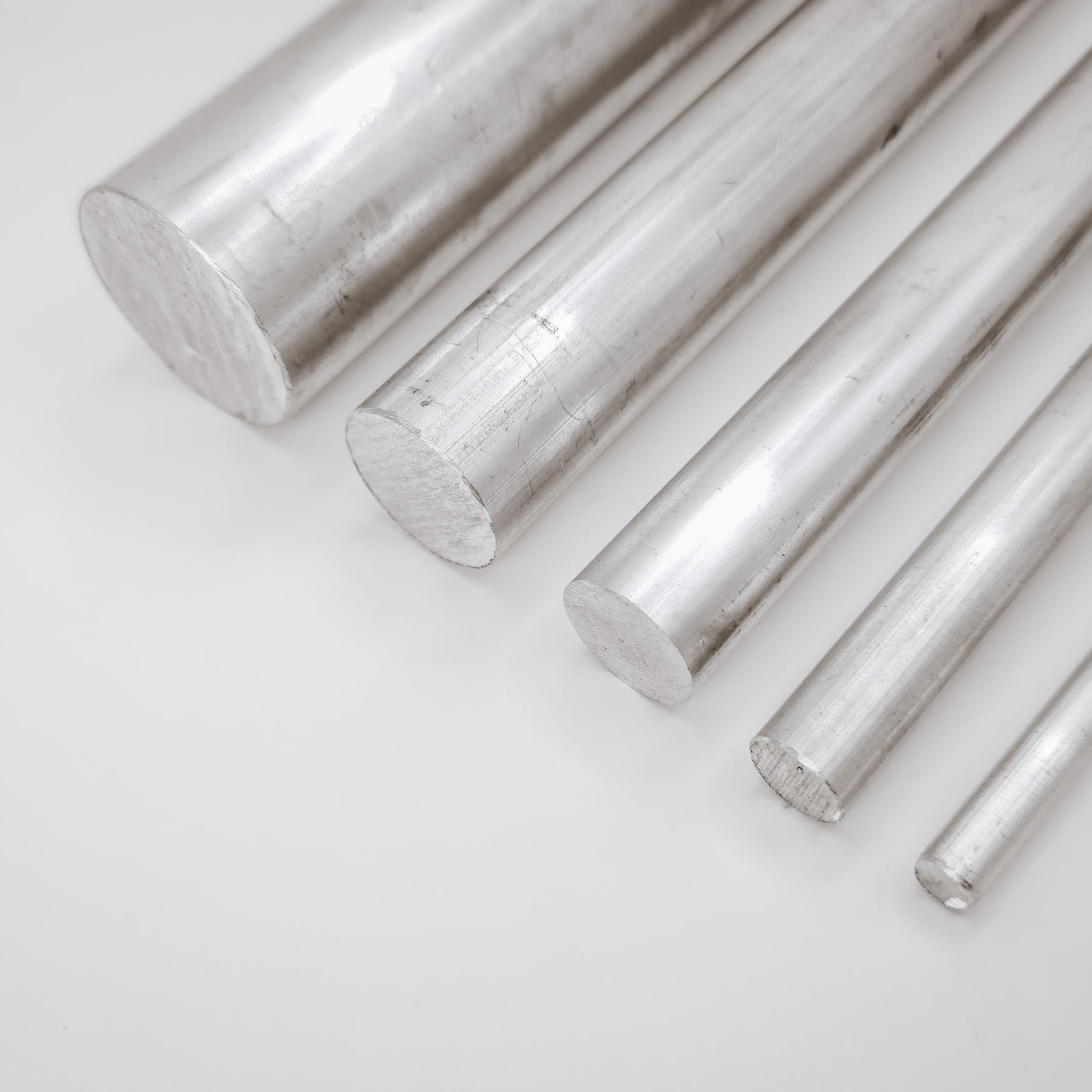 Alu Rundstange aus AlMgSi0,5 Aluminium Profil Vollmaterial Rund Stab Stange 6-50mm Durchmesser 50-2000mm, für Konstruktionsanwendungen oder Basteln. (500 mm / 50 cm, Ø 50 mm)