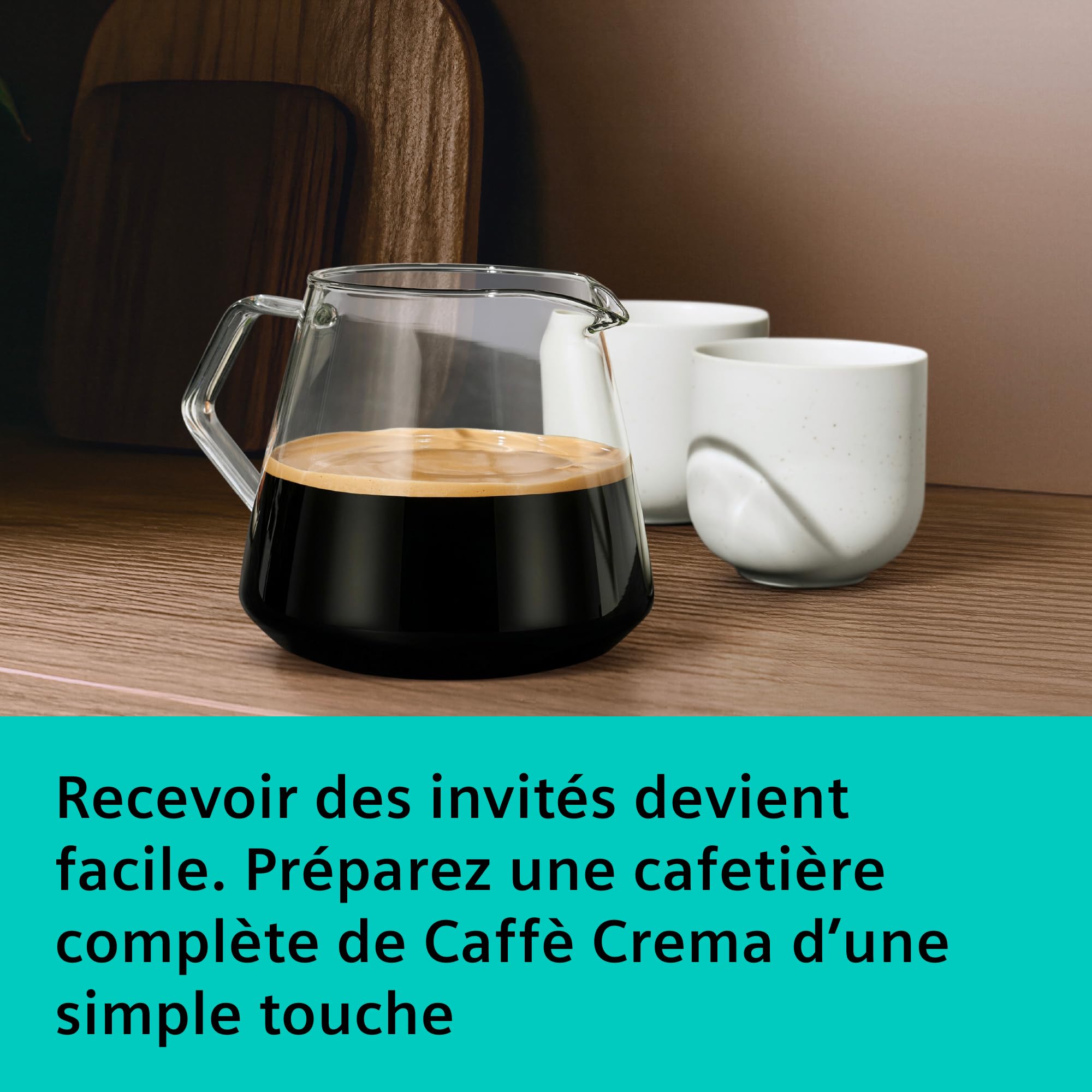 SIEMENS Machine à café entièrement automatique, EQ700 iAroma, écran tactile, récipient à lait intégré, chauffe-tasses, Cold Brew et Slow Brew, application Home Appliances, inox/noir, TQ727E03