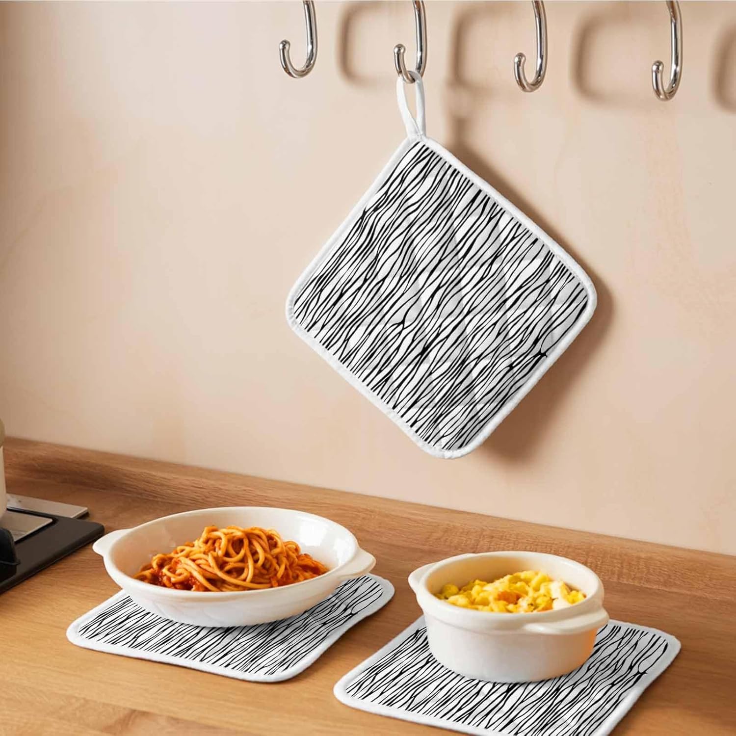 Black White Lines Pot Holders for Kitchen Heatproof Potholder, 5 Pack Retro Stripes Texture Minimalist Art Hot Pads Multipurpose Oven Pads Cloth Potholders Trivet for Cooking Baking