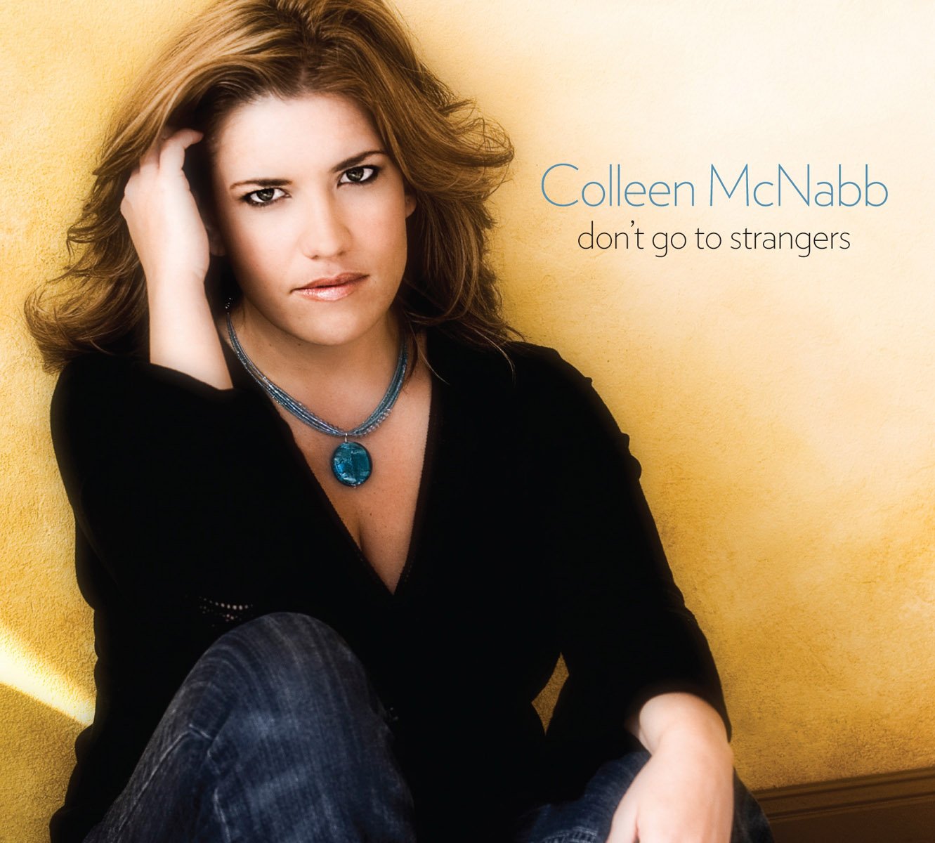 Don't Go to Strangers [Audio CD] Mcnabb, Colleen