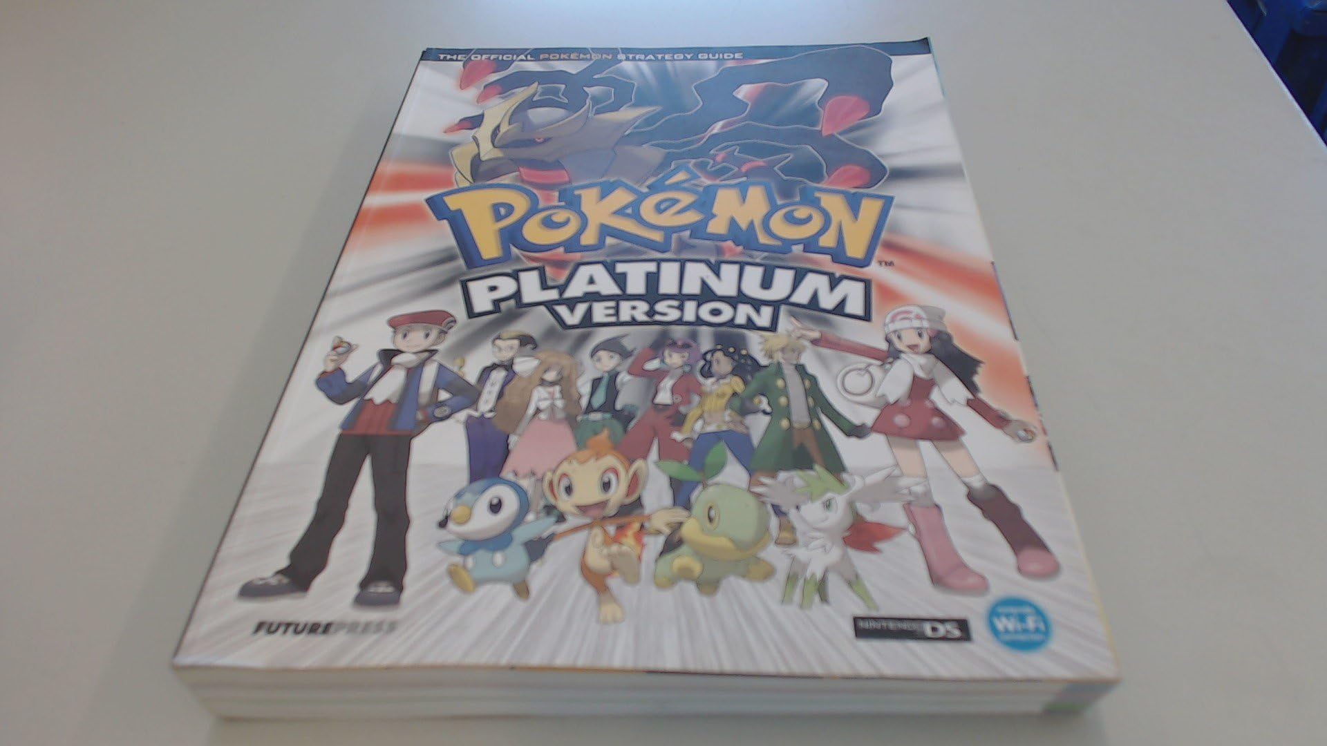 Pokemon Platinum Official Strategy Guide Paperback – January 1, 2009