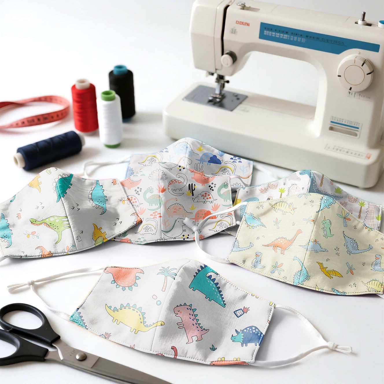 Aubliss 8pcs Fat Quarter Fabric Bundles 100% Cotton 20'' x 20'' Quilting Cotton Craft Fabric Pre-Cut Squares Sheets for Patchwork Sewing Quilting Crafting(Dinosaur)
