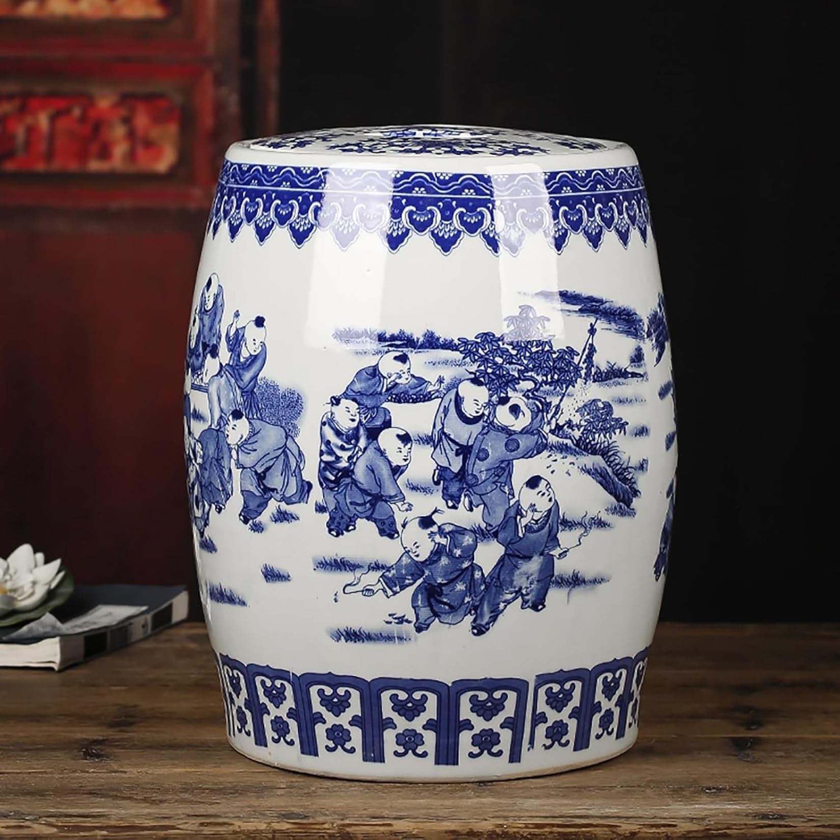 MMleYN 10/15/25KG Large Ceramic Rice Bucket With Lid Blue And White Porcelain Airtight Dispenser Chinese Retro Food Storage Jar For Rice Flour Tea Kitchen Household(A,25kg)