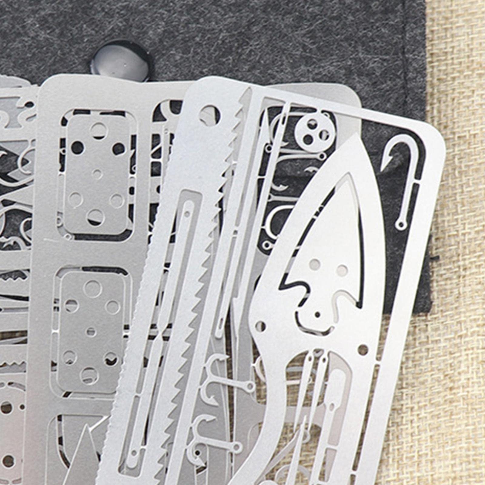 CALANDIS Fishhook Card Survival Tool Card Fishing Gear Survival Card Wallet Multitool Silver