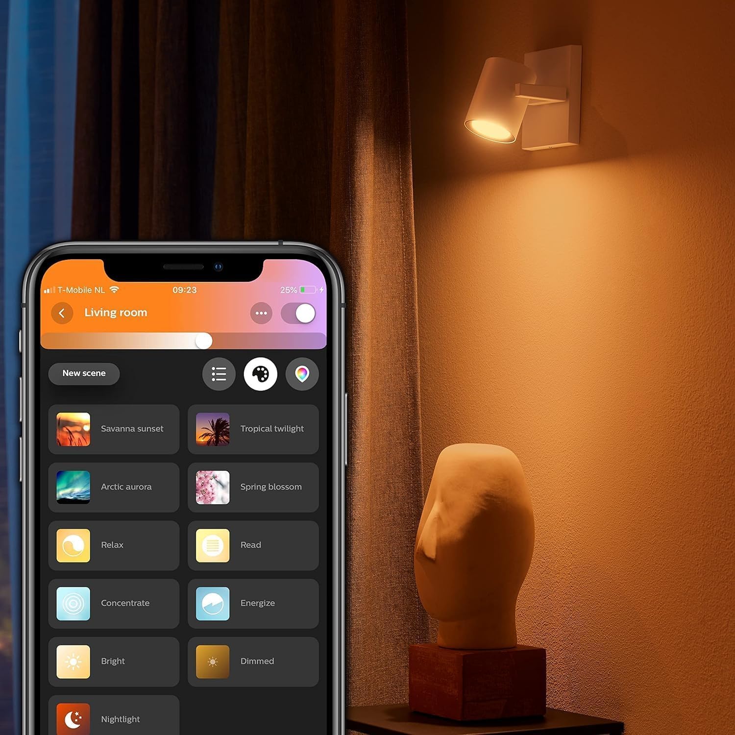 Philips Hue Argenta, Faretto LED da soffitto, Bianco, Confezione singola | Dimmerabile, 16 milioni di colori, Smart Home, Controllo vocale via app, Lampadina GU10 inclusa