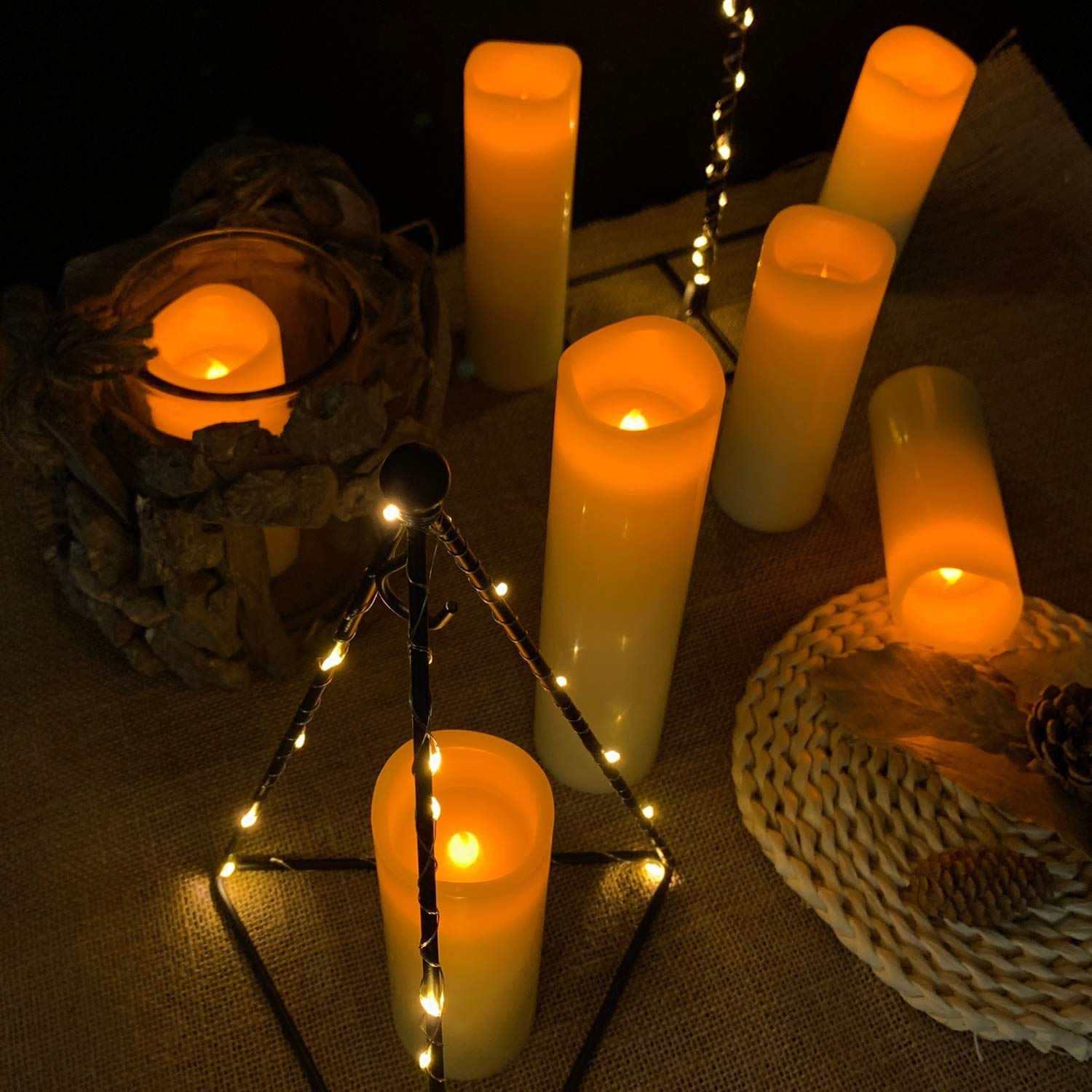 LED Kerzen, Flammenlose Kerzen Set von 9,Batteriebetrieben Kerzen Flackern, D5,5cmxH10/12,5/15/17,5/20/22,8cm, Echtwachs-Stumpenkerzen mit Fernbedienung und 24-Stunden Timerfunktion (Elfenbein)