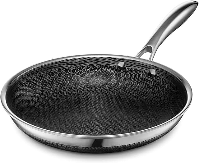 HexClad Hybrid Nonstick 10-Inch Frying Pan, Stay-Cool Handle, Dishwasher...