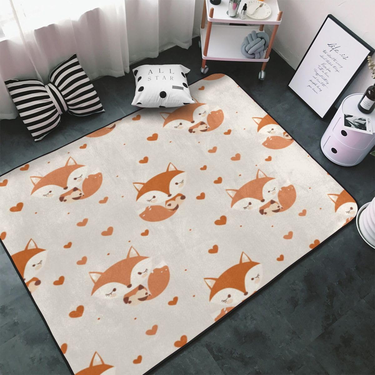 Tapis de renard chambre enfant pour un coin lecture cocooning