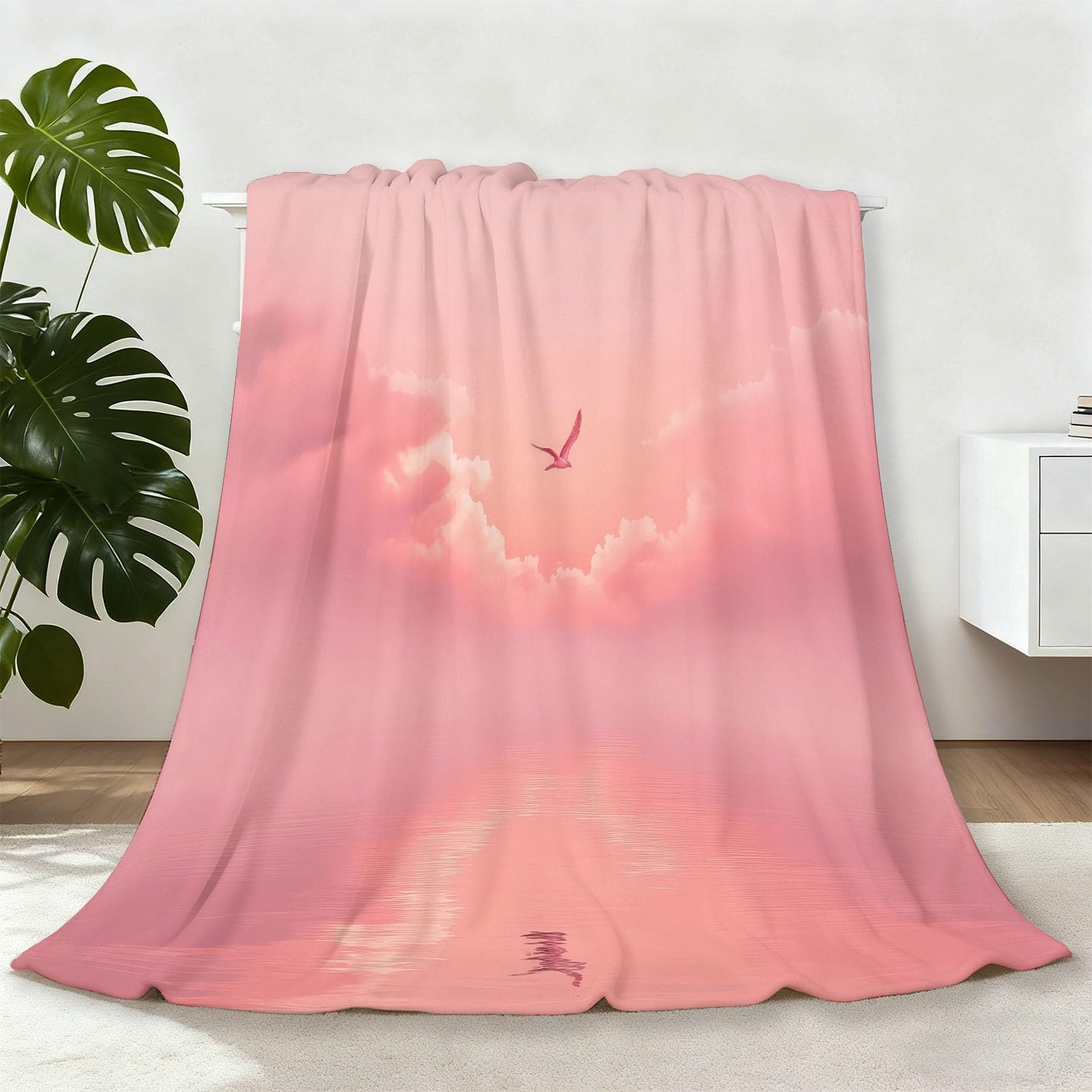 Couverture en flanelle rose 150x200cm pour éliminer les frissons tenaces sur votre canapé