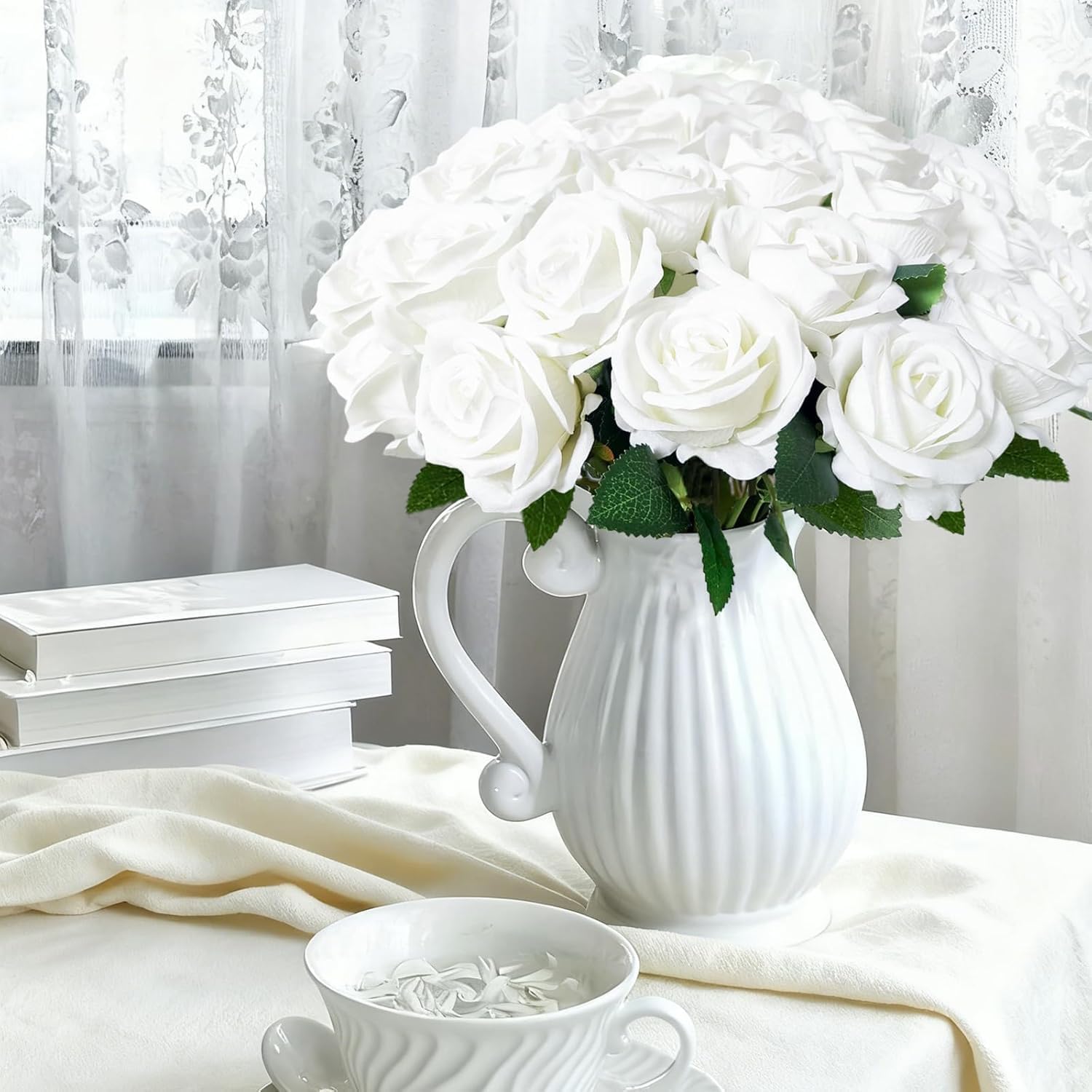 100 Pcs White Fake Roses Bulk Artificial Flowers, Artificial Velvet Silk Roses Bouquet with Stems for Wedding Decoration, Fake Flowers in Vase Valentines Day Floral Arrangement Centerpiece Home Decor