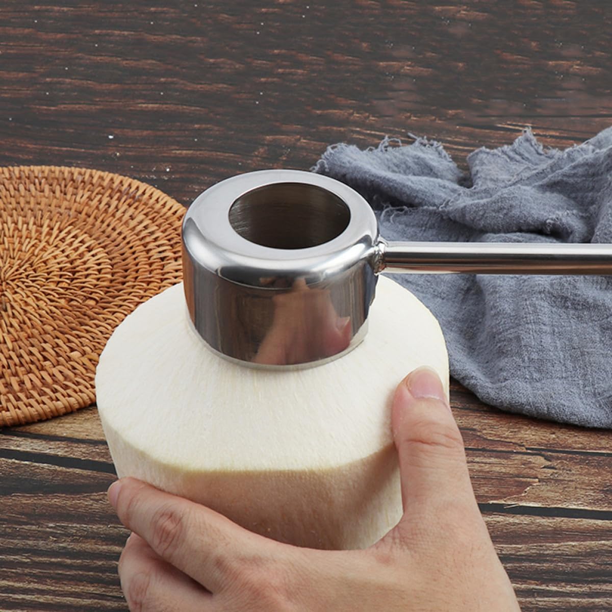 Stainless Steel Coconut Opener Tool Set, 2pcs Kitchen Gadget with Hammer and Extractor, Manual Coconut Shell Cracking Accessory for Household and Outdoor Use